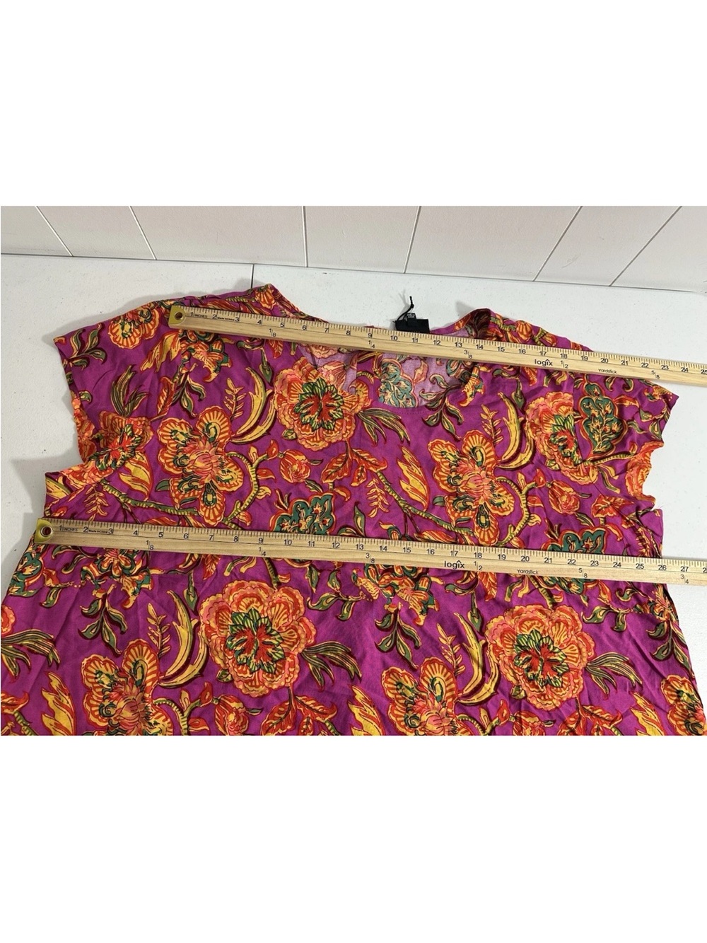 NEW Jones New York Size 2X Short Sleeve Pink Floral Top Tunic Back Button Rayon - Picture 7 of 8